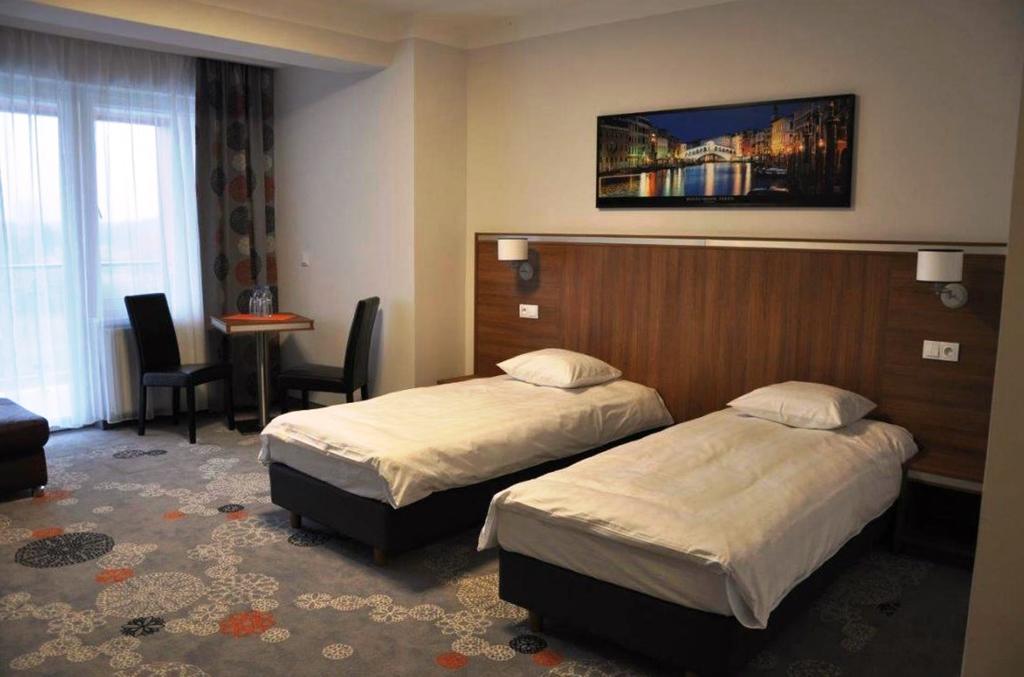 Hotel Europa Lubiń Chambre photo