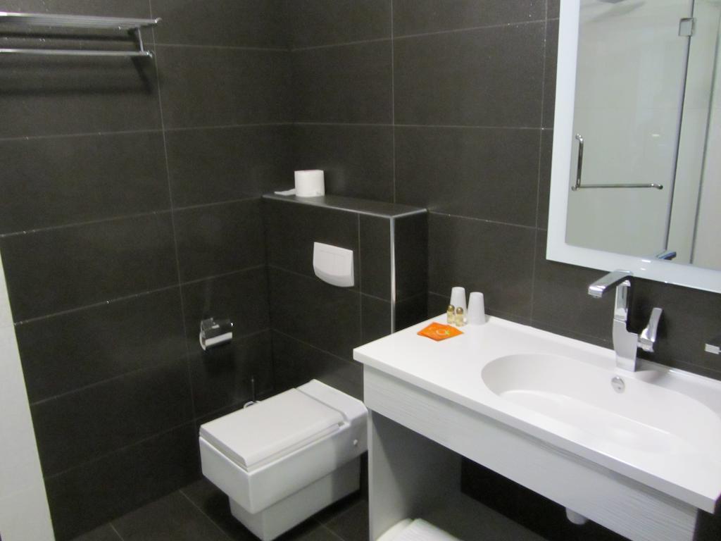 Hotel Europa Lubiń Chambre photo