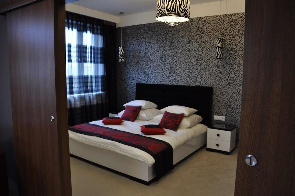 Hotel Europa Lubiń Extérieur photo